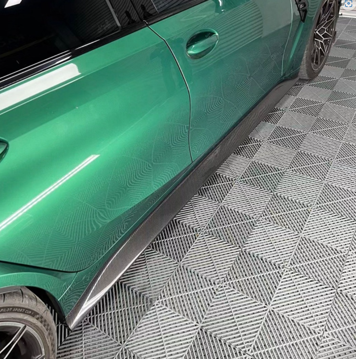 BMW M4 G82/G83 Dry Carbon Side Skirts